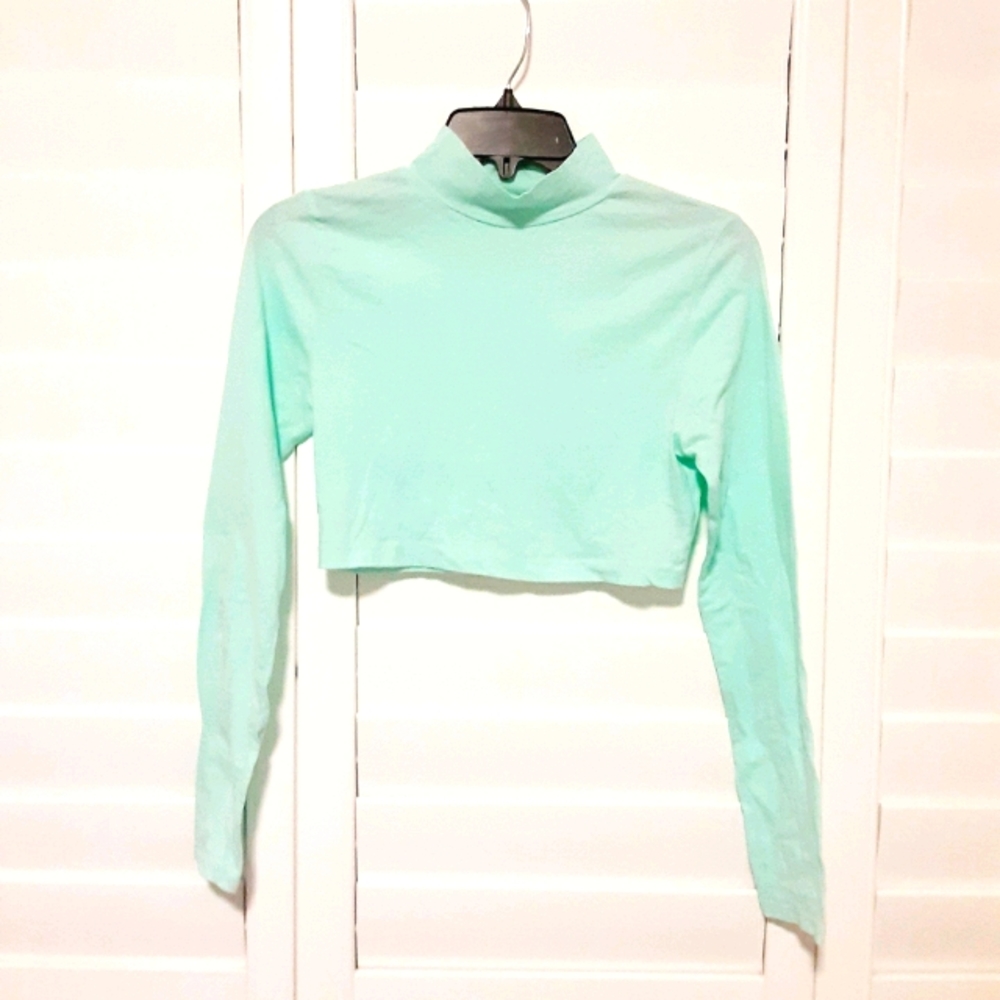 Mint Long-Sleeve Mock-Neck Crop